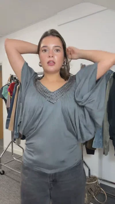 Guess Batwing Y2K top