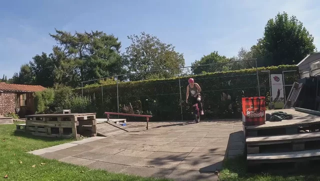 riu set: Rev flip rev