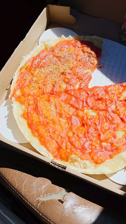 Sorry, Charlie - Perfect crust, the cheese is under the sauce. - Pizza Near Me - Kingston, New York