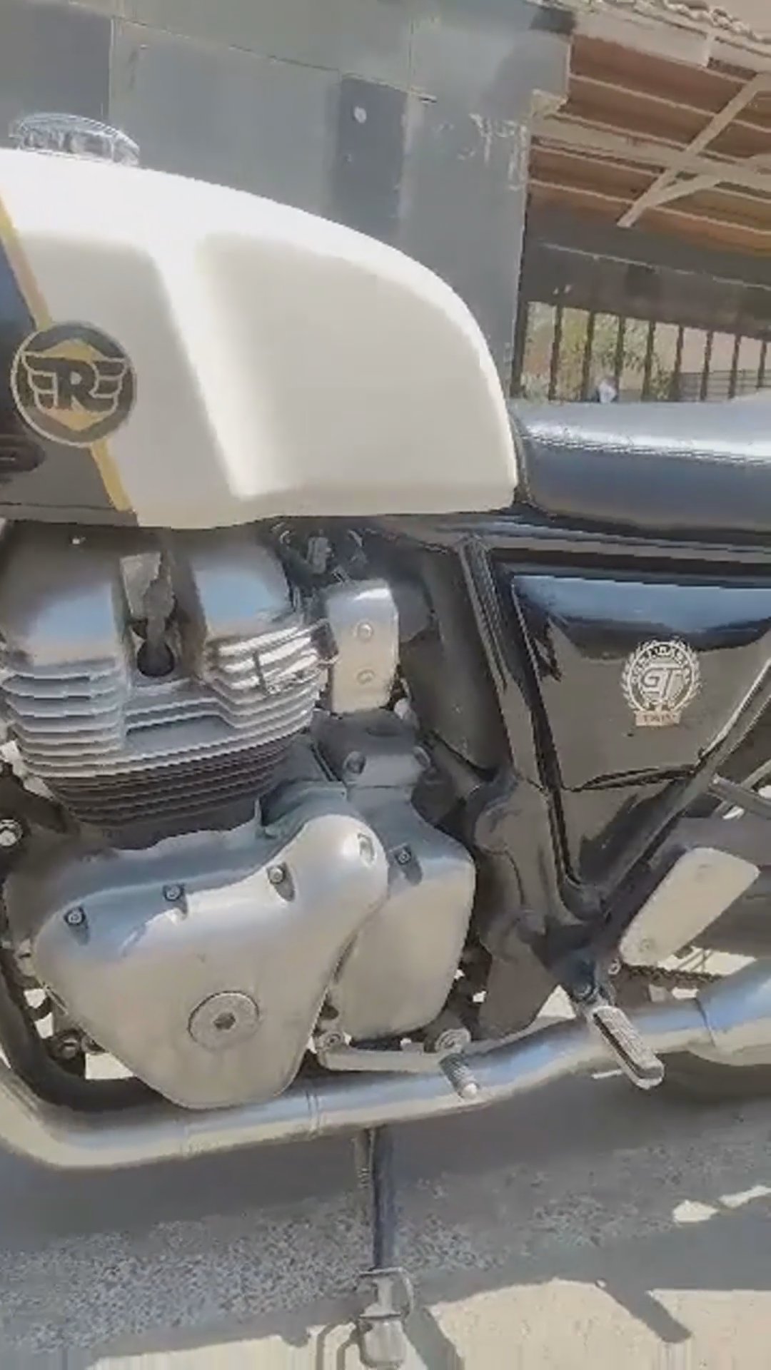 Walk-around video thumbnail