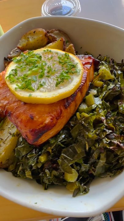 Green Lane - Salmon Bowl - Juice Bars & Smoothies Near Me - Houston, Texas