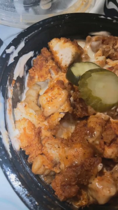 Flaming Chicken - Loaded fries with heat level "Mildly Cyrus" - Chicken Shop Near Me - Porterville, California