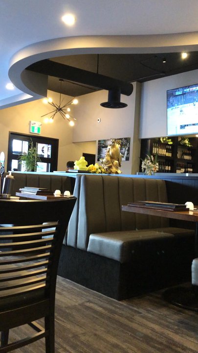 Saigon Rex Vietnamese Kitchen - Dinning room - Vietnamese Near Me - Calgary, Alberta