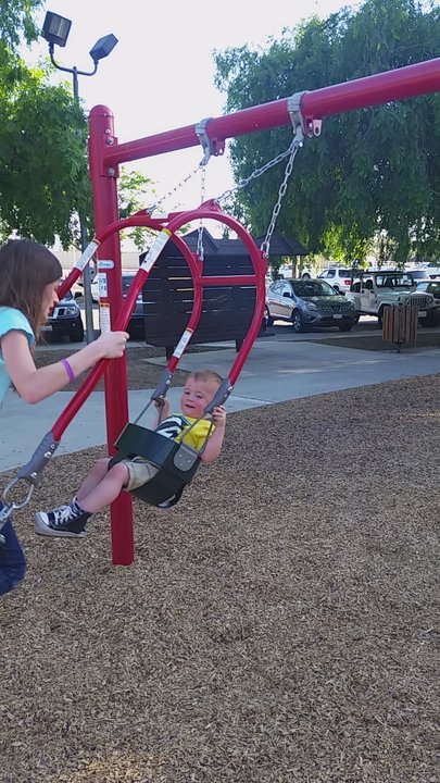 Greenacres Community Center - Pretty cool duel swing - Parks Near Me - Bakersfield, California