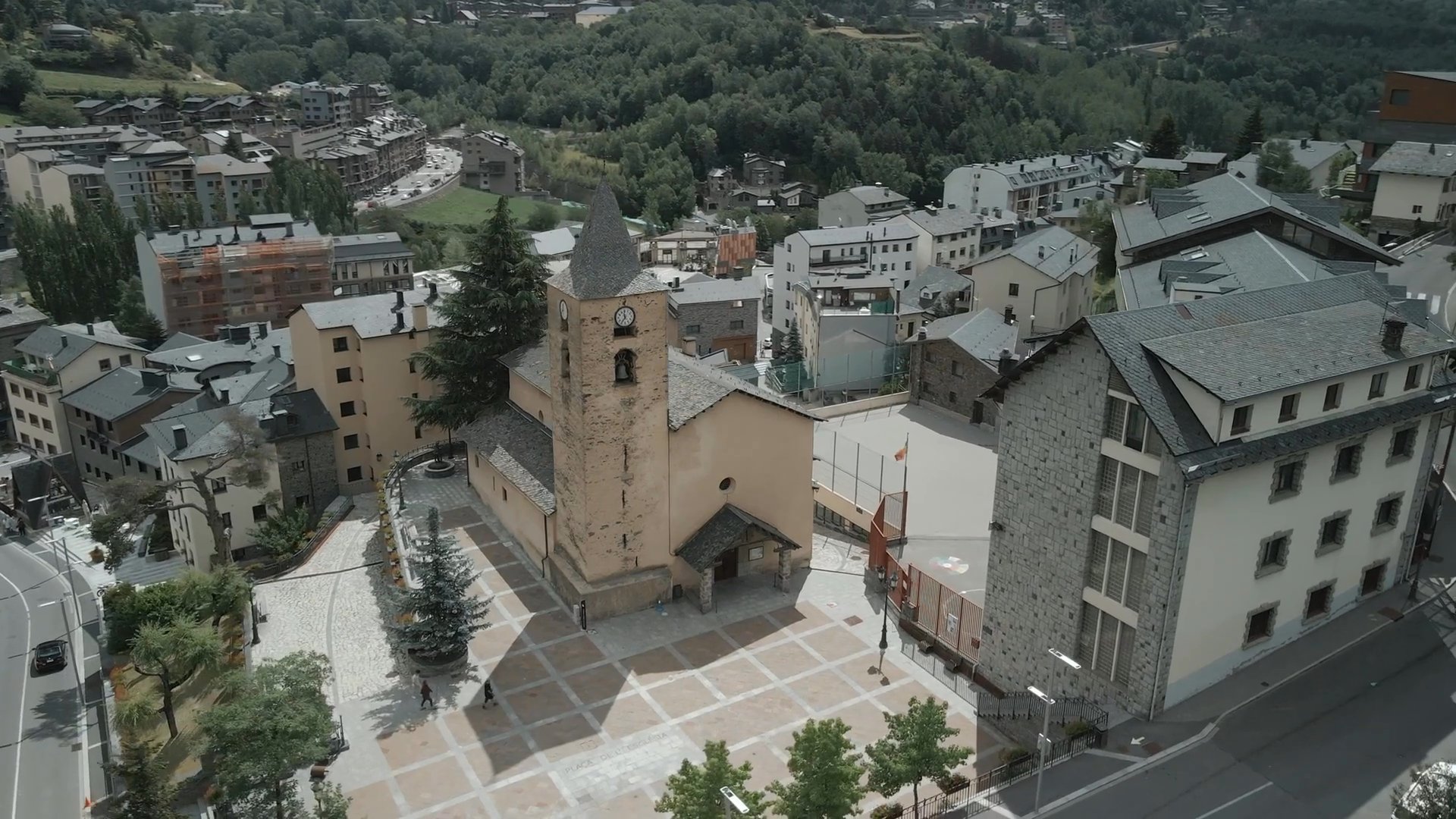 Galería de imágenes de Iglesia de Sant Iscle y Santa Victòria de la Massana