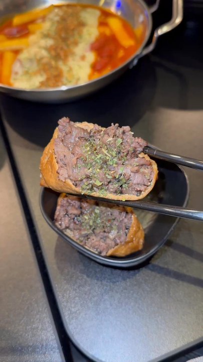 Woojoo Bunsik - Bulgogi pocket - Korean Near Me - Toronto, Ontario