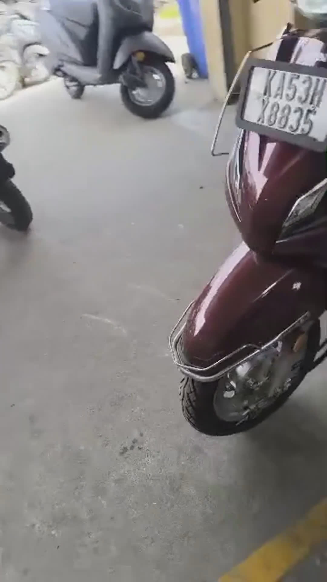 Walk-around video thumbnail