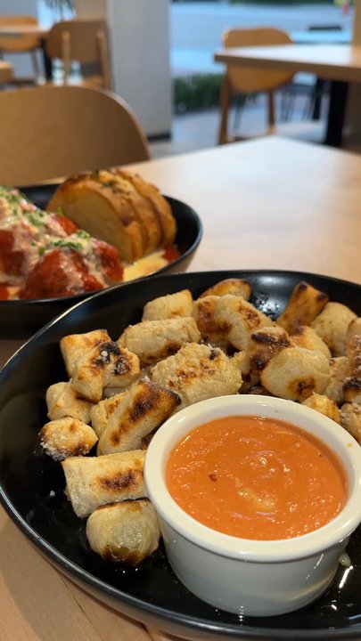 How Ya Dough'n Pizza - Dough boys with vodka sauce - Pizza Near Me - Boca Raton, Florida