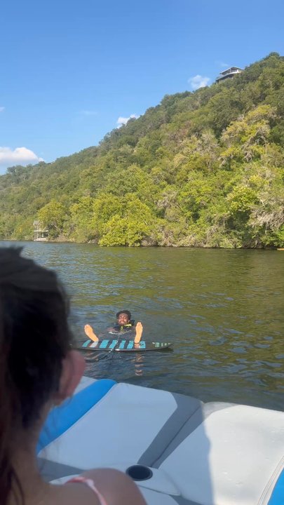 Austin Boat Adventures - Fun - Boating Near Me - Austin, Texas
