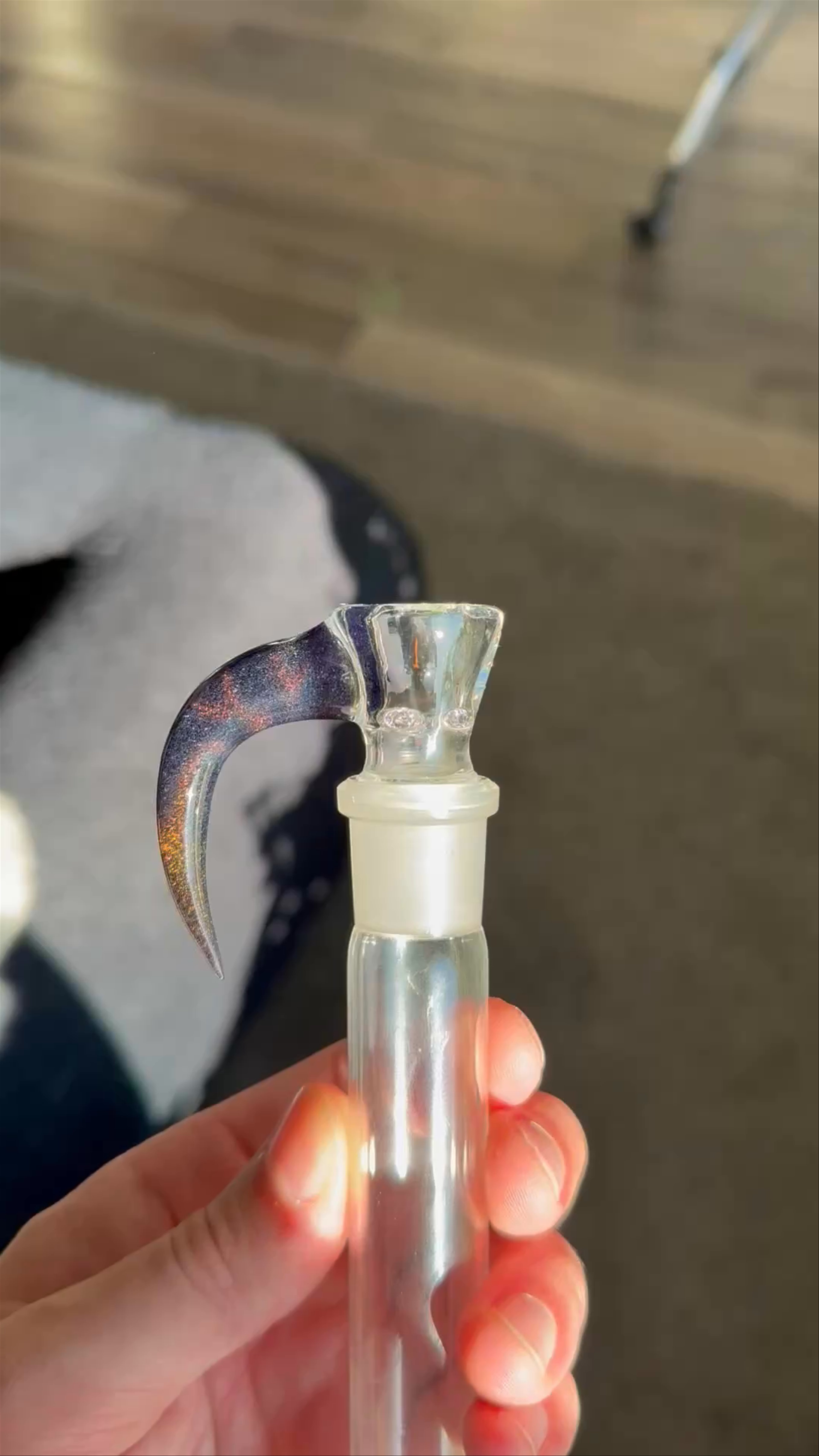 Preview pic of Gold Dichro 18mm 4 hole