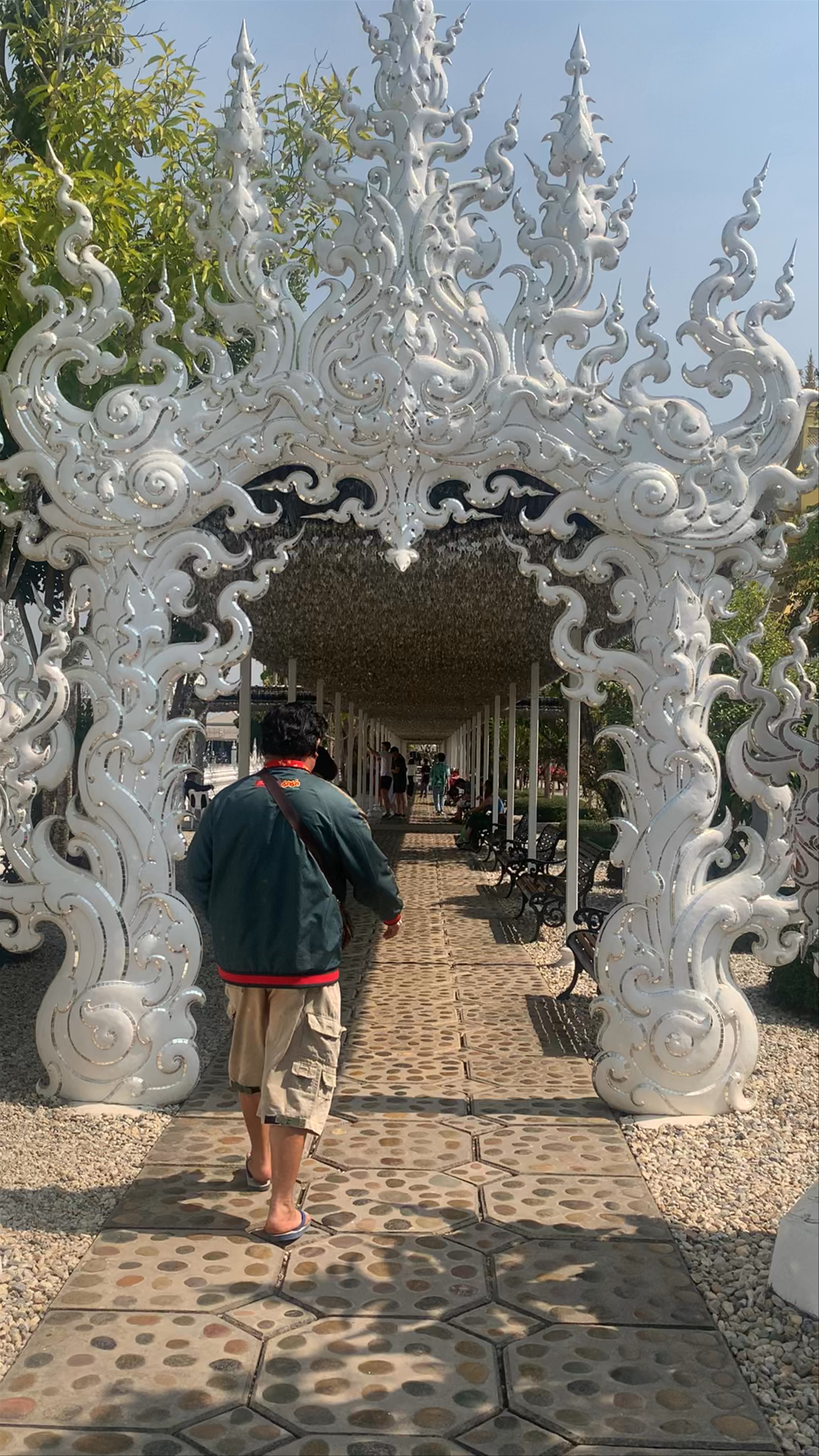 Wat Rong Khun - White Temple
