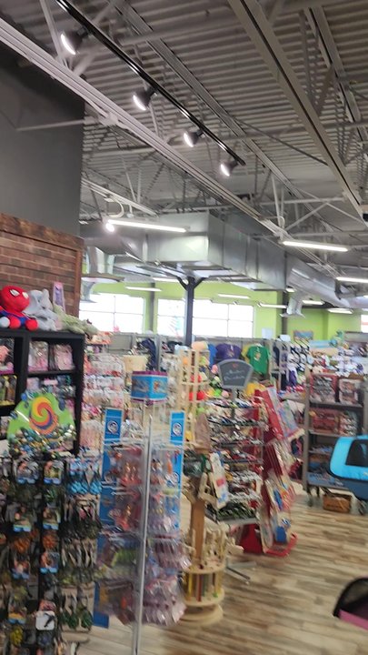 Iowa 80 Kitchen - 180 degree movie of showroom floor - American Near Me - Walcott, Iowa