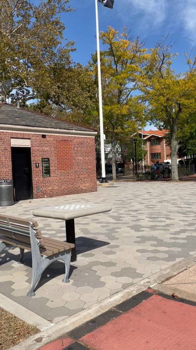 Saul Weprin Playground - Playgrounds Near Me - Bayside, New York