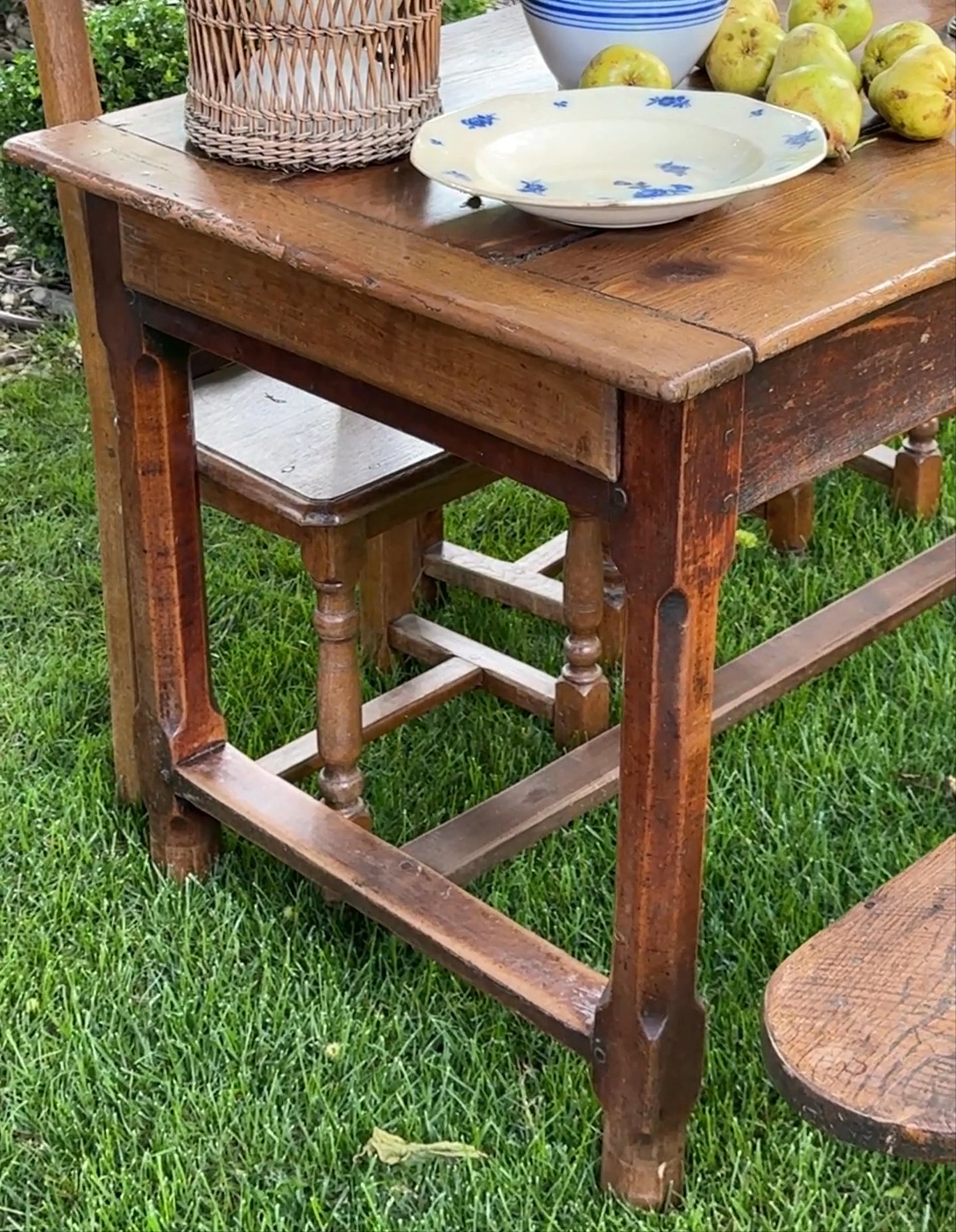 French Farm Table