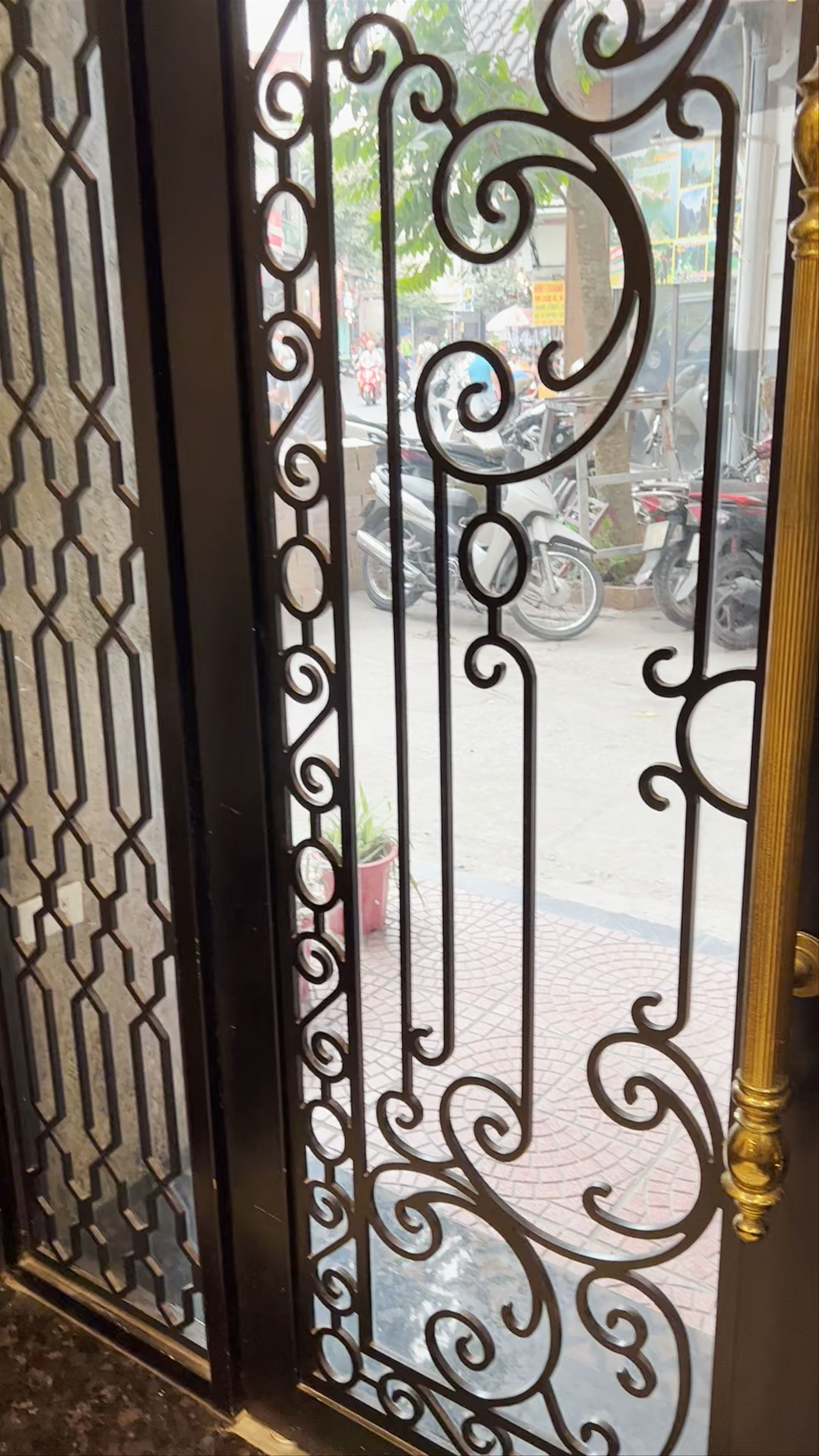 Inside Hanoi Prince II Hotel: Classic Charm Meets Local Vibe