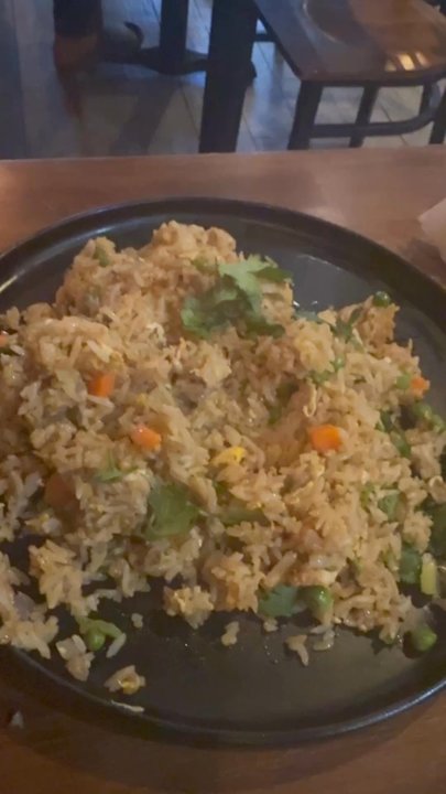 Hên Vietnamese Restaurant - Sandwiches Near Me - Cherry Hill Township, New Jersey