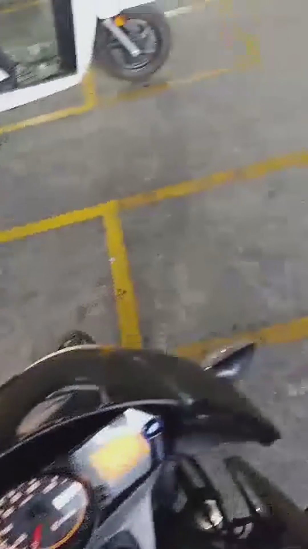 Walk-around video thumbnail