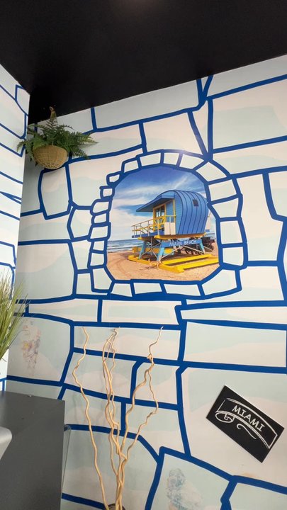 Cafe Bonjour - Cafes Near Me - Miami Beach, Florida