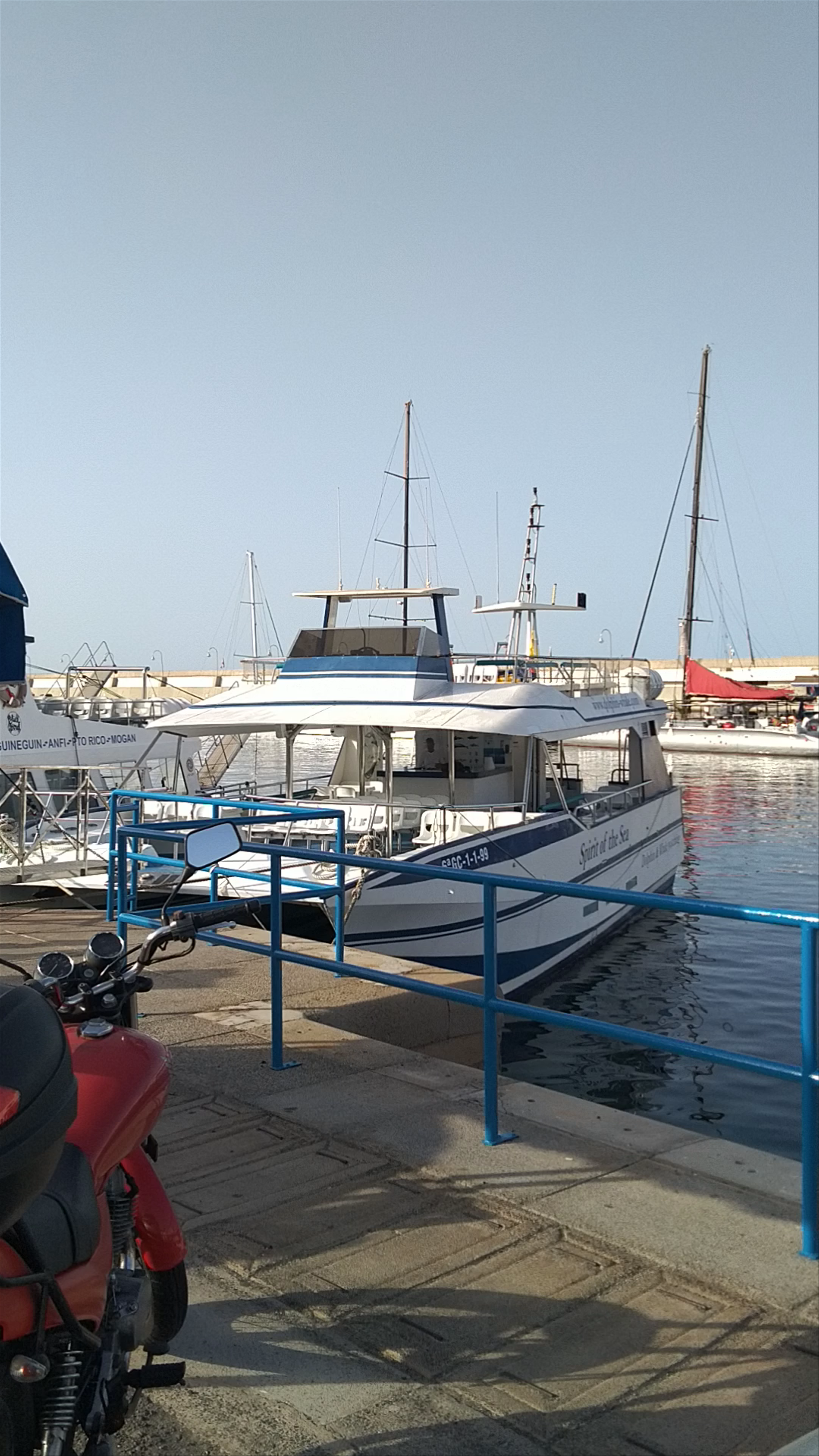 Spirit of the Sea: Scenic Boat Experience in Puerto Rico, Gran Canaria