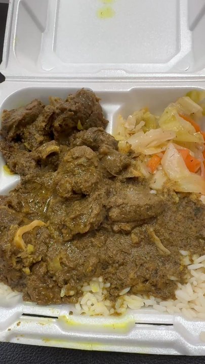Yeh Mon - So good. Get the goat and oxtail if that have it - Caribbean Near Me - Little Rock, Arkansas