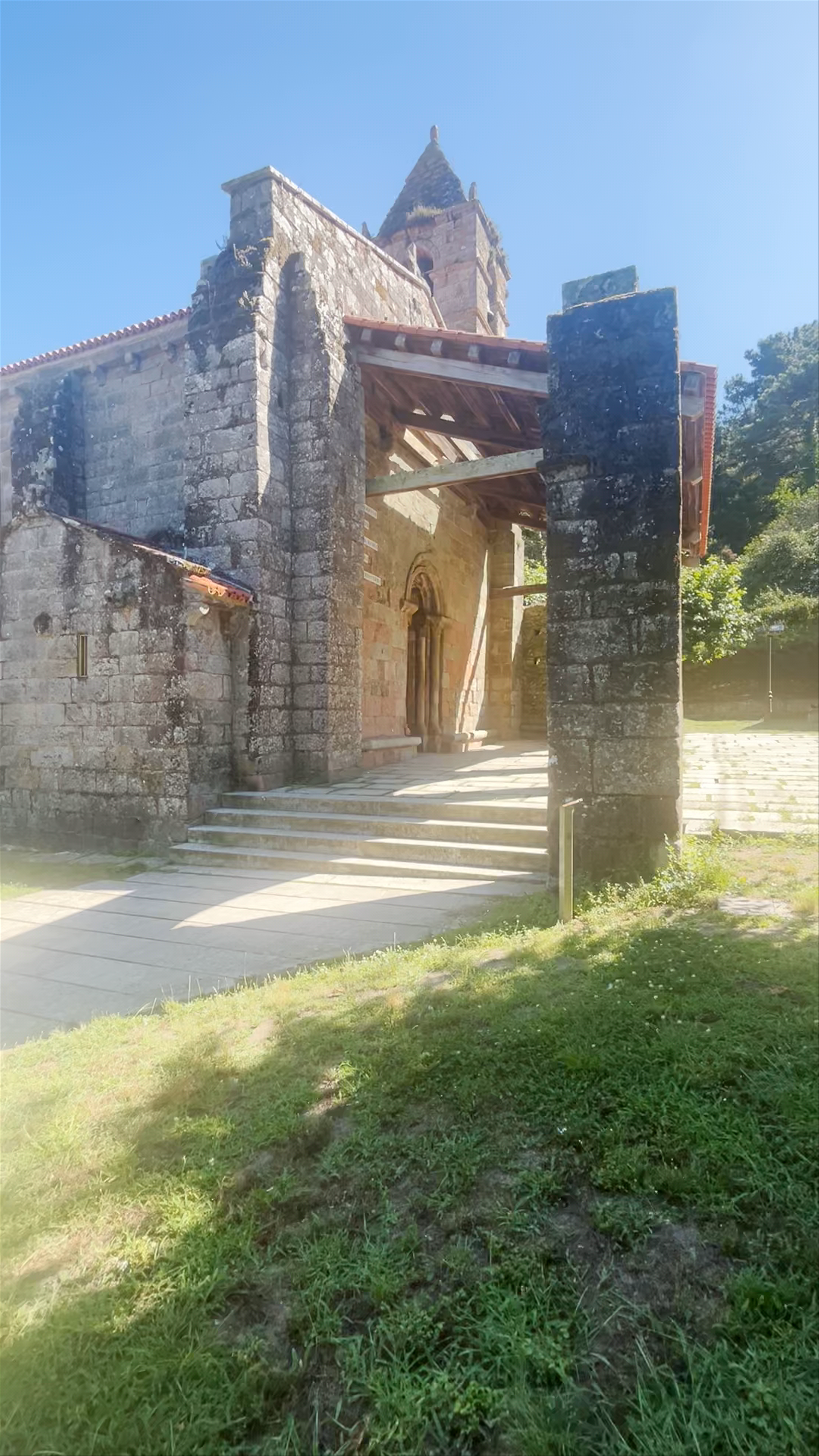 Iglesia de Santa María de las Areas