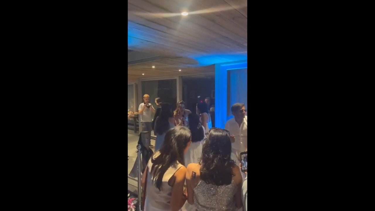 Female Vocalist Saxophonist & DJ For Weddings & Parties in Cheshire - Live Music - video
