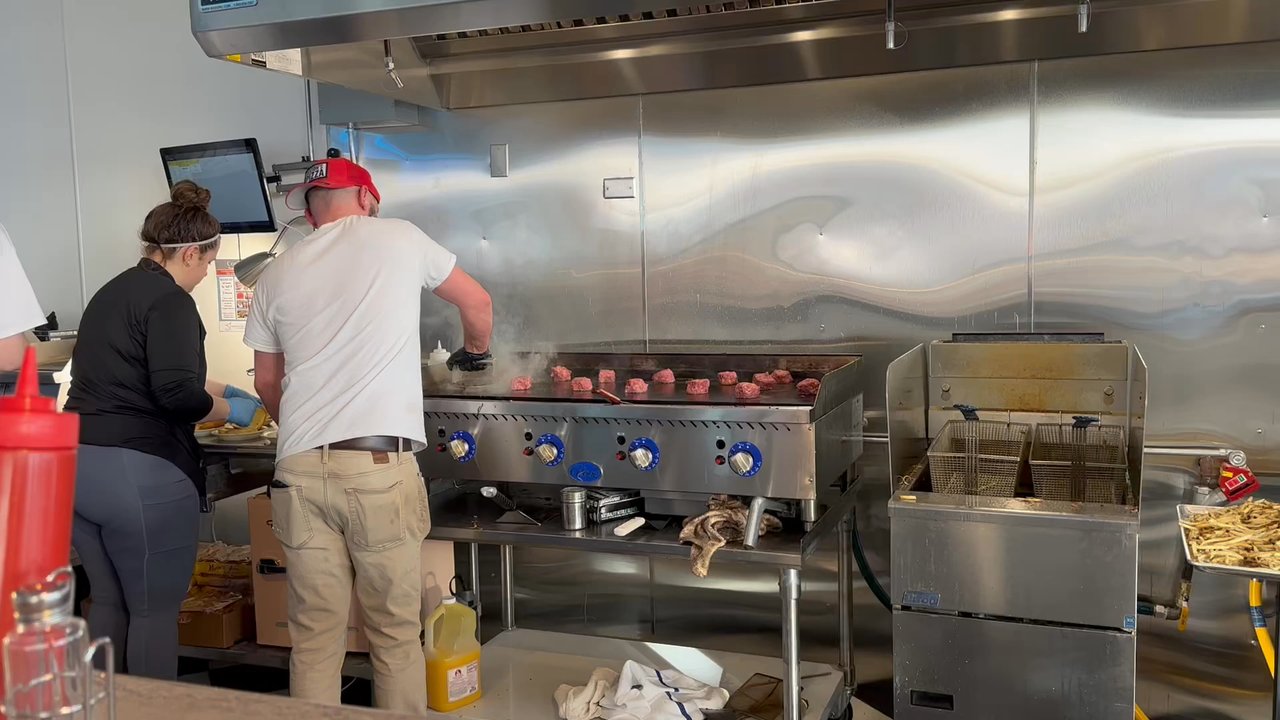 Sexton's Burger Bar - Well organized - Burgers Near Me - Columbus, Ohio