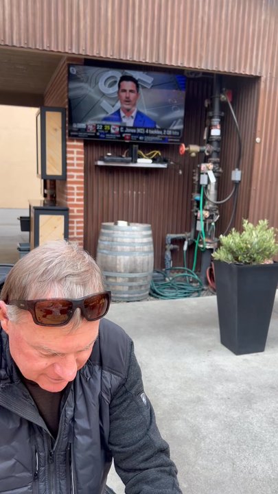 Jeffry's Wine Country BBQ - Great courtyard and indoor space too! - Wine Bars Near Me - Paso Robles, California