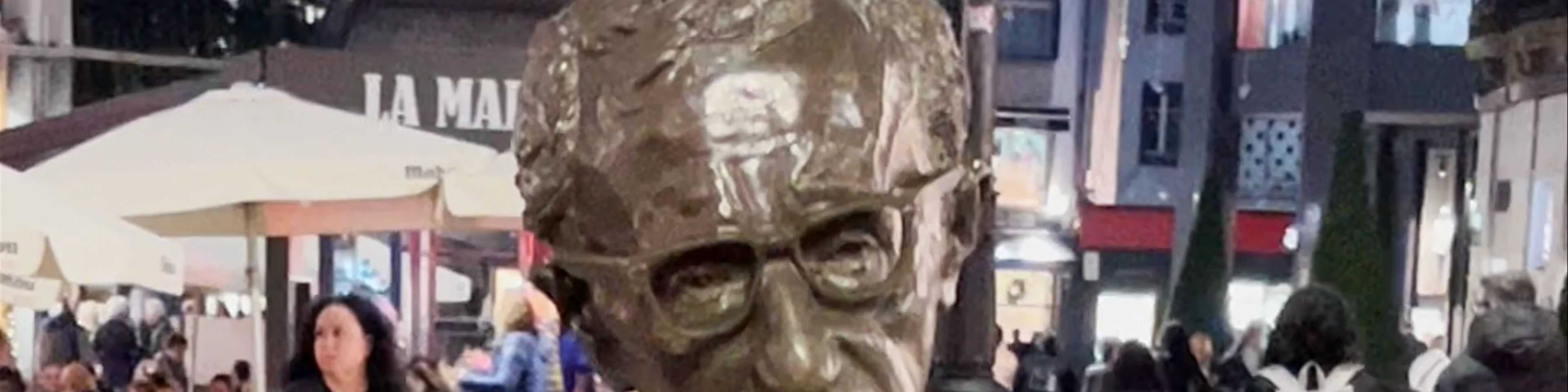 Estatua de Woody Allen
