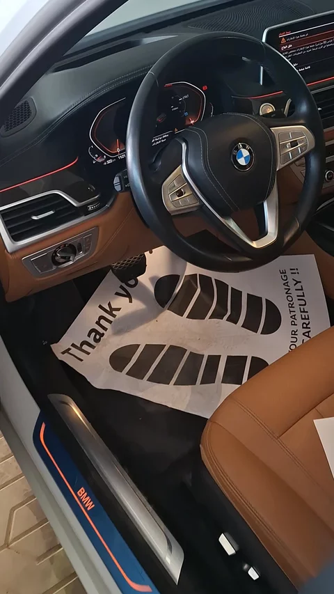 بي ام دبليو الفئة السابعة 730Li 2021
