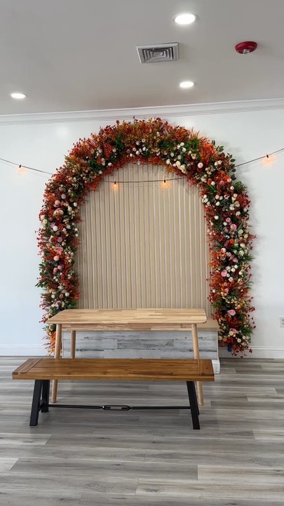 Levien Cafe - Cute fall decor! - Cafes Near Me - Philadelphia, Pennsylvania
