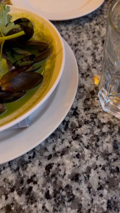 Hungry Goat Scratch Kitchen & Wine Bar - Wine Bars Near Me - Morrison, Colorado