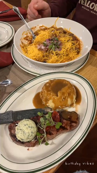 Three Bear Restaurant - Cowboy New York steak and Chili. - American Near Me - West Yellowstone, Montana