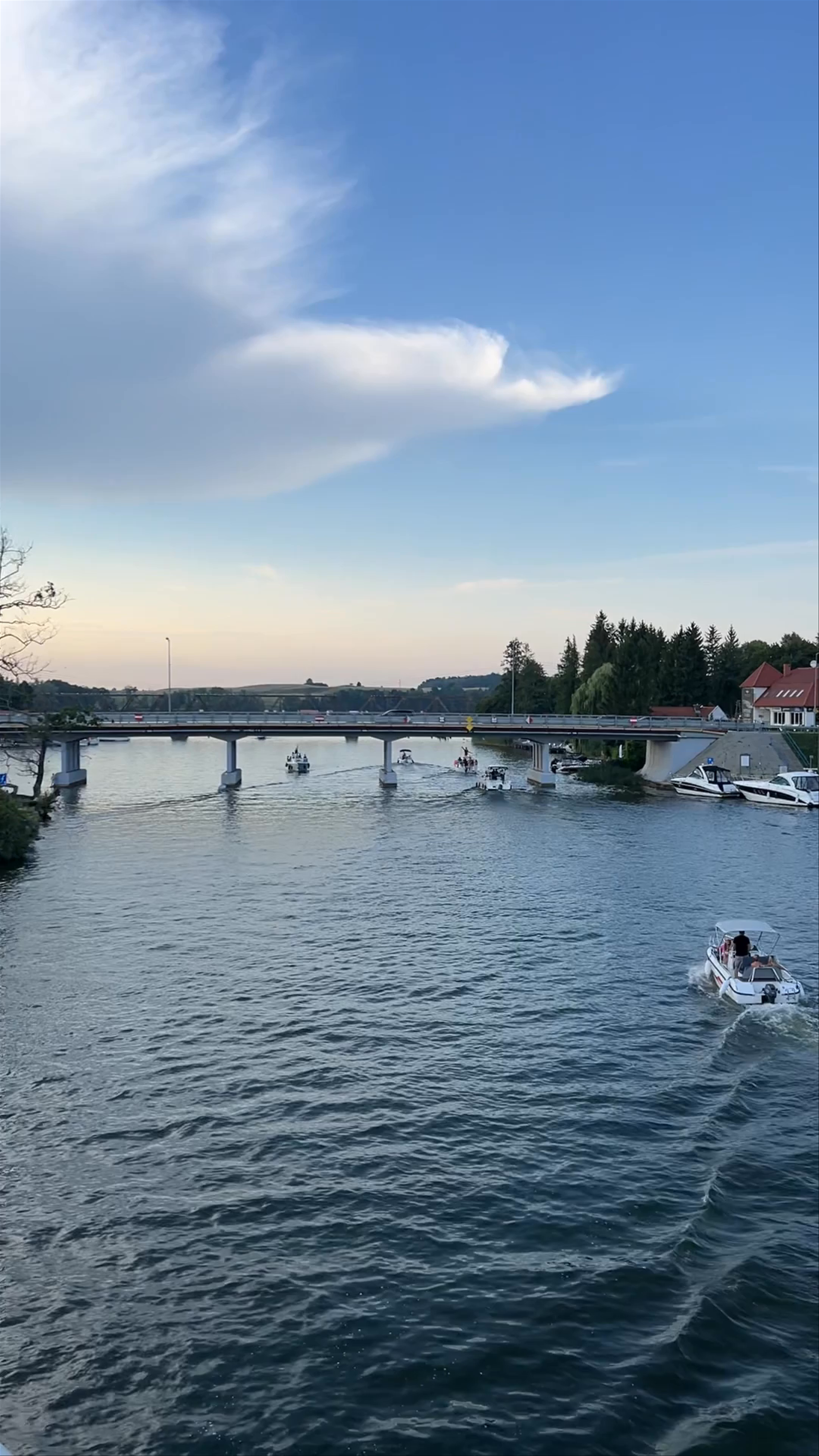 Most wiszący Mikołajki