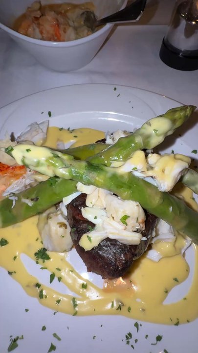 Off The Hook - Filet steak Oscar style with crab meat and asparagus - Seafood Near Me - Warrendale, Pennsylvania
