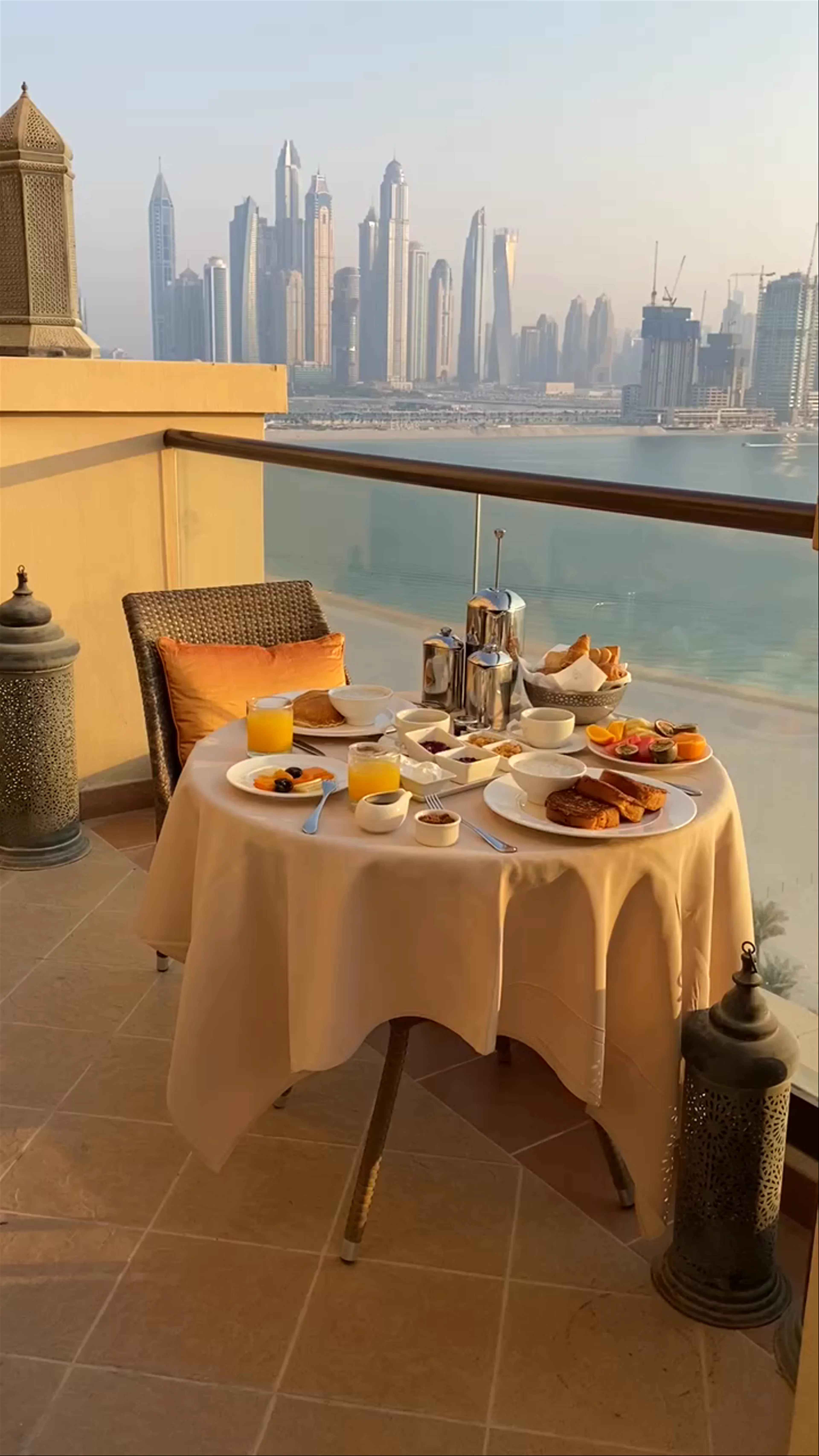 Fairmont Dubai - Sheikh Zayed Road - Dubai - United Arab Emirates