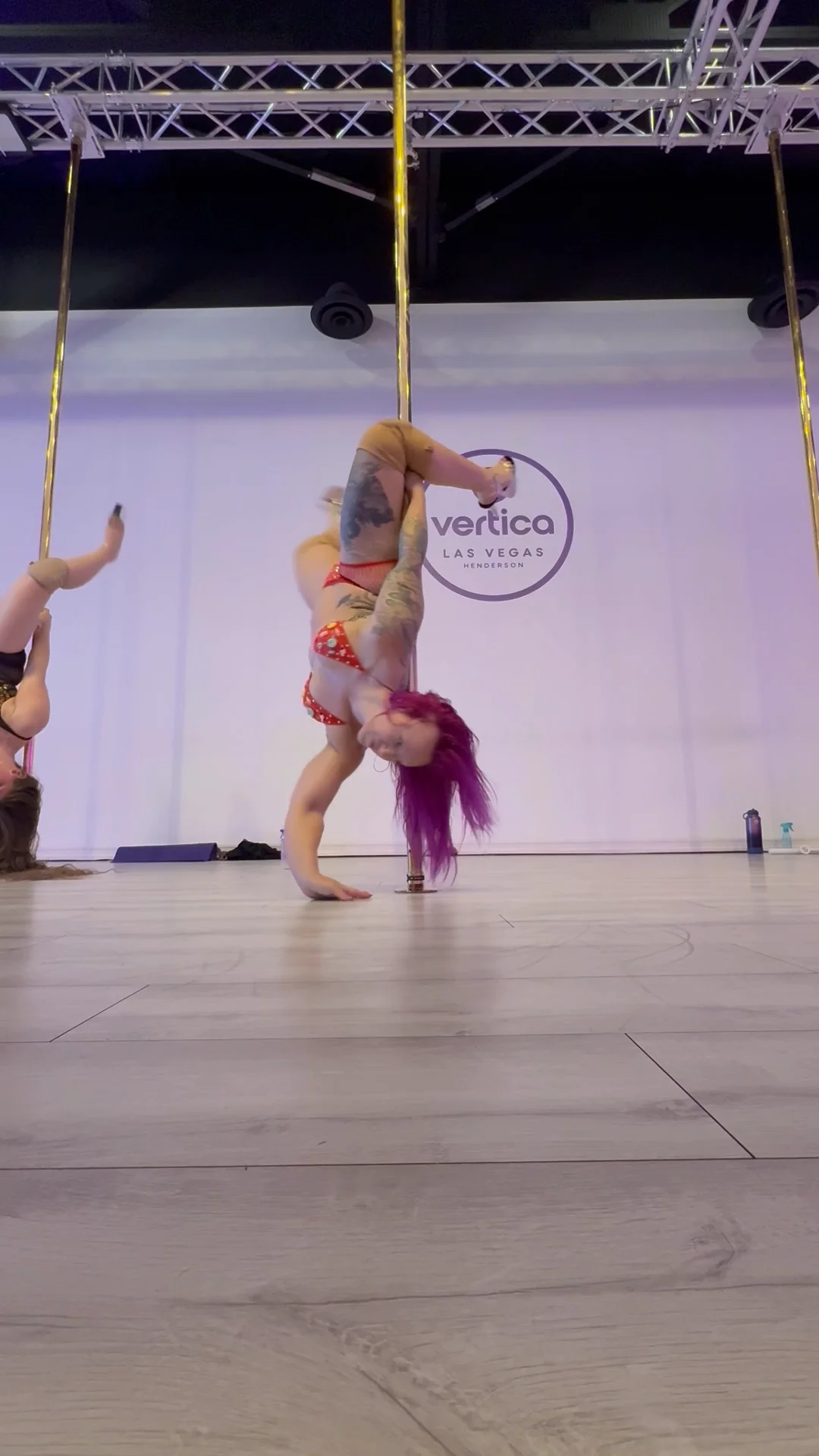 Teaching my signature choreo at Desert 🏜️ Heat Pole Retreat 🏝️, video 2