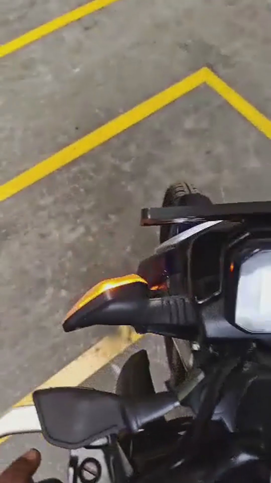 Walk-around video thumbnail