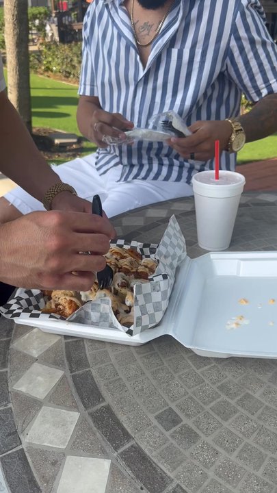 Rose’s Kitchen Cuisine - Food Trucks Near Me - Tomball, Texas