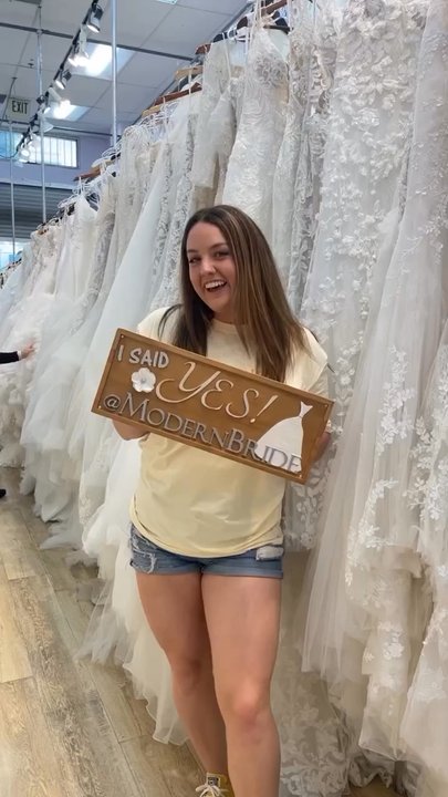 Modern Bride - Bridal Near Me - Los Angeles, California