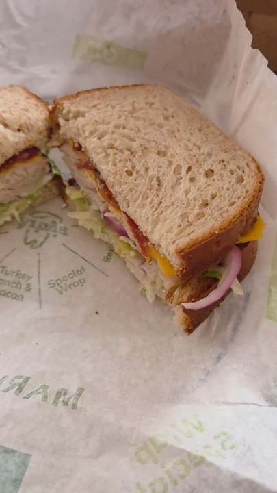 Arby's - Turkey bacon and ranch sandwich - Fast Food Near Me - Mission Hills, California