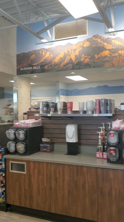 Maverik Adventure's First Stop - Inside of store - Convenience Stores Near Me - Oroville, California