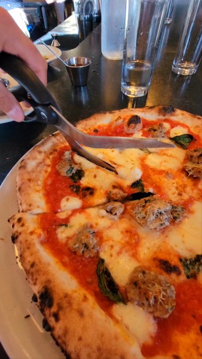 Lampo - Pizza scissors! - Italian Near Me - Charlottesville, Virginia