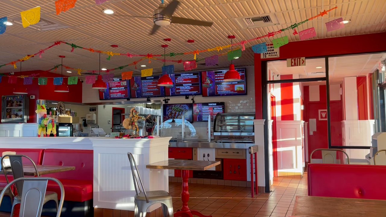 Mas Takos - Clean restaurant with amazing staff! - Tacos Near Me - Henderson, Nevada