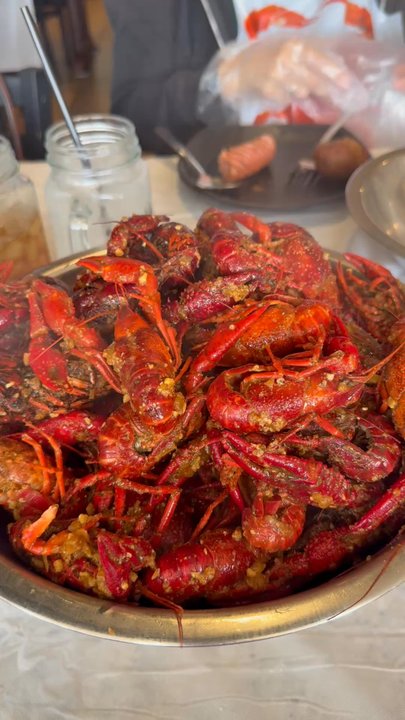 Crawfish & Noodles - Vietnamese Near Me - Houston, Texas