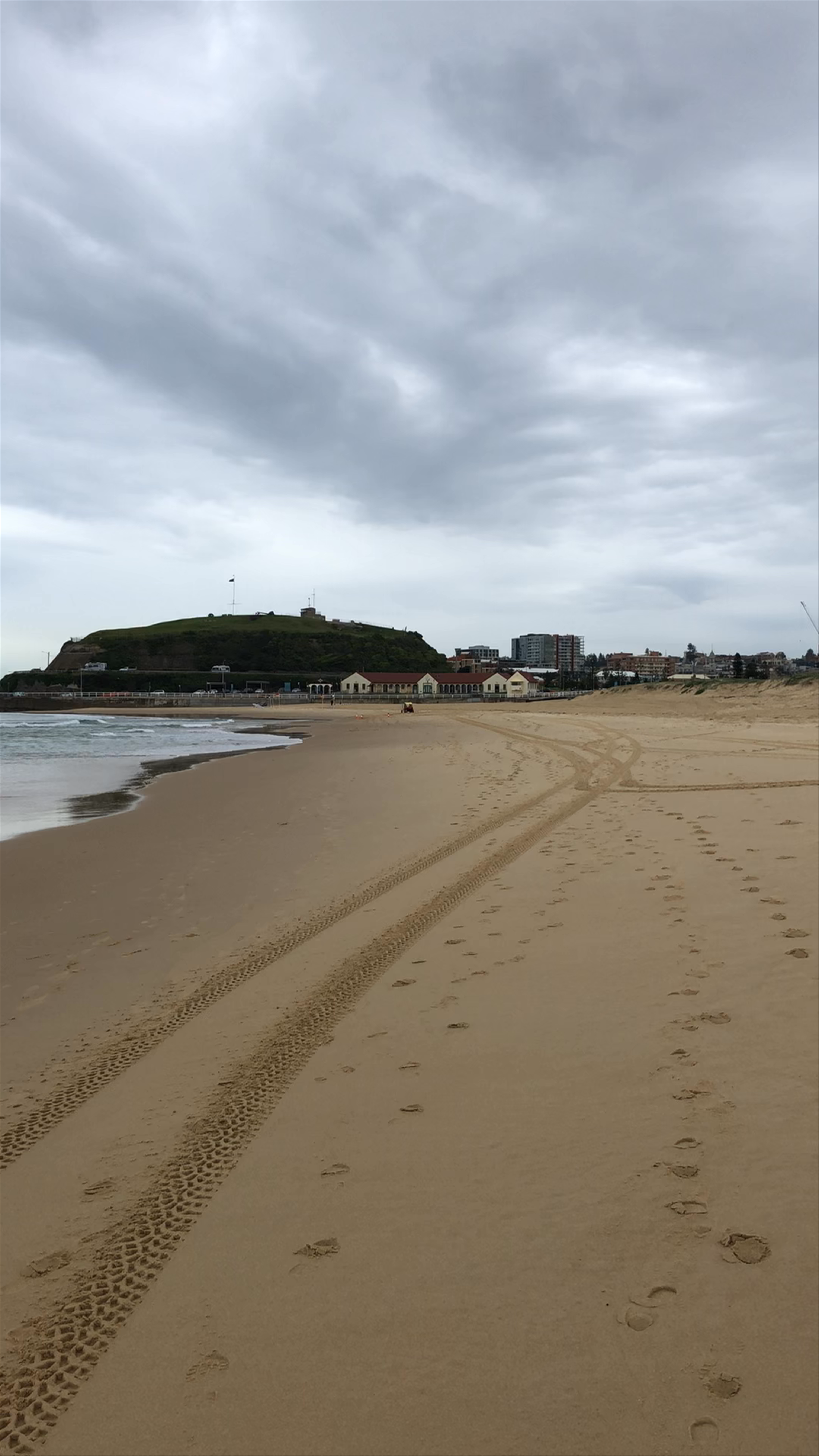 Nobbys Beach