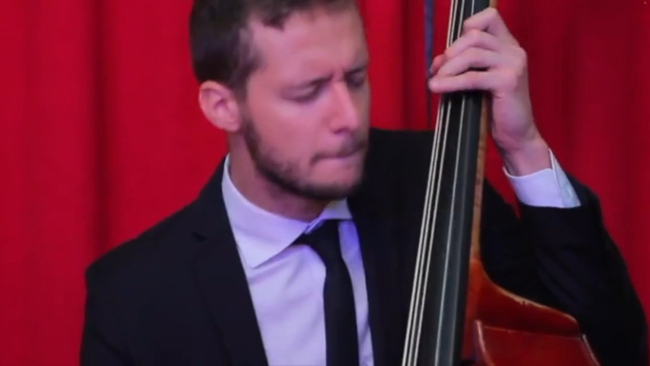 The Italian Riviera Swing Band - Instrumental Trio - video