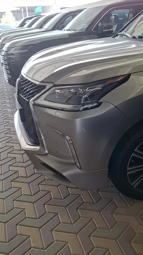 Lexus LX S 570 2018