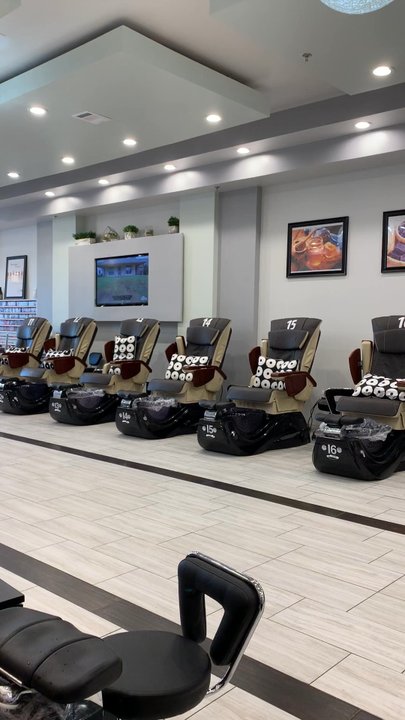Allure Nail Bar - This place is super clean and it's so nice inside.. I was surprised when I walked in. - Nail Salons Near Me - McKinney, Texas