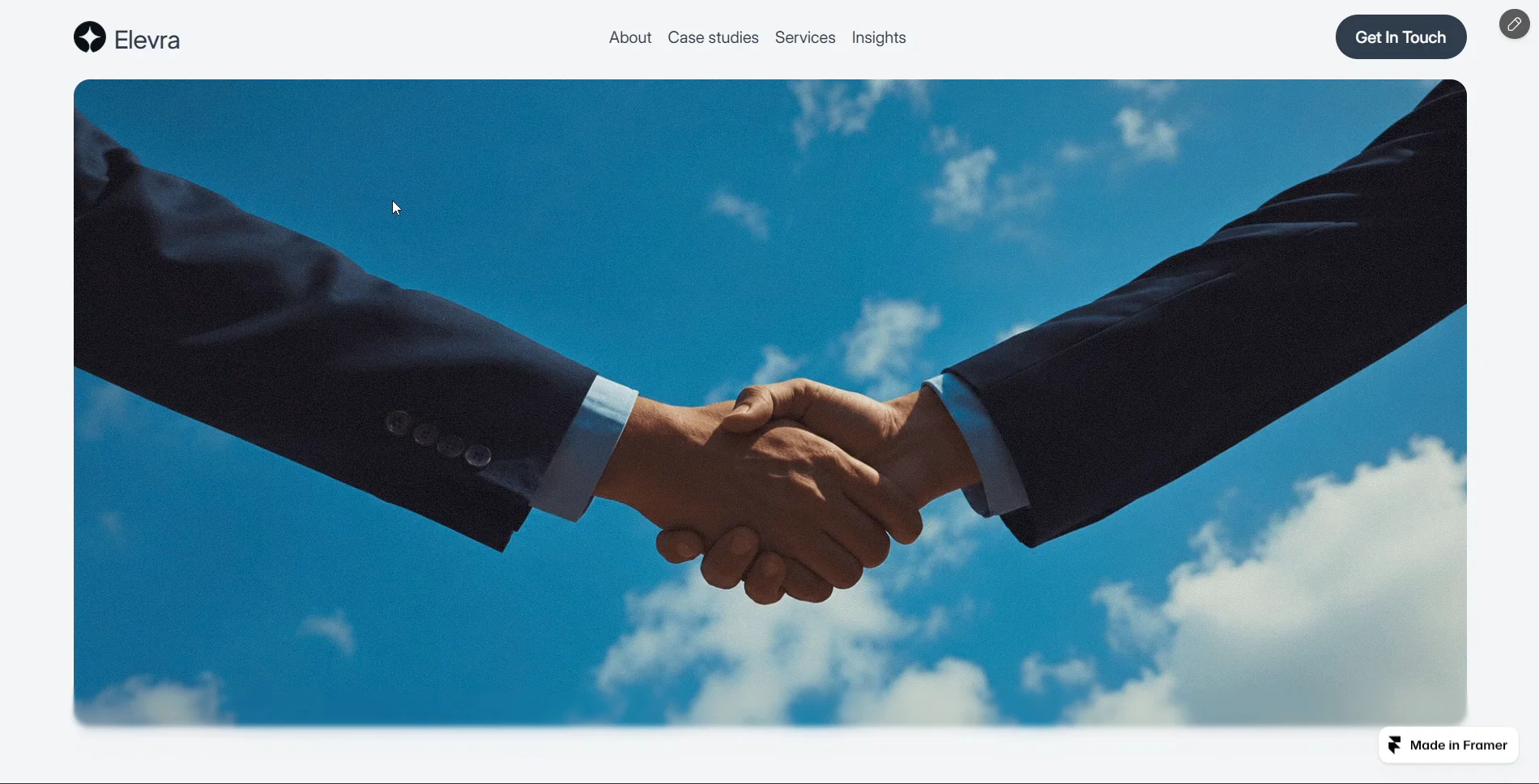 Your service page should do more than list what you offer. It should help visitors decide why they need you. 👇Meet Elevra, my new Framer template for business consultants.From the problems you solve to your approach, deliverables, and pricing, every detail helps potential clients understand the value before they book.Less guessing. More clarity. Better conversions.Check it out live: https://framer.link/1EKf9Sa
